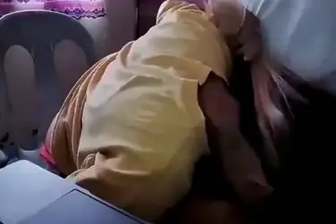 Tante Cari Hiburan Rekaman Rumah Kosong